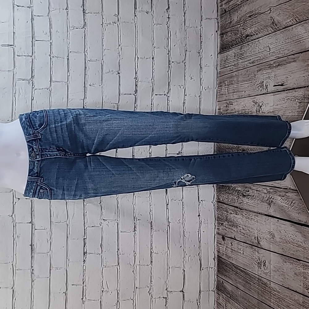 London Jean Cotton Blend Distressed Low Rise Straight Leg Jean Medium Blue Wash